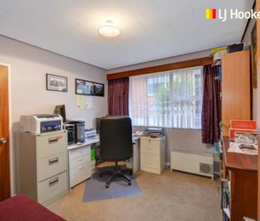 Location, sun and space! - Photo 4