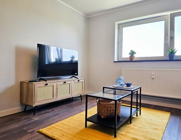 LICHTDURCHFLURTETE WOHNUNG IN WOLFENBÜTTEL, VOLL MÖBILIERT - Foto 1