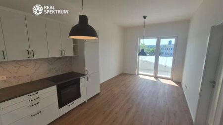 Pronájem krásného bytu 2+kk s terasou a parkovacím stáním, Brno-Komárov - Photo 2
