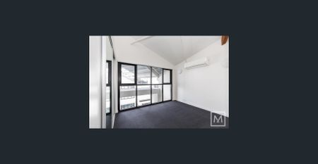 Split Level 2 bedroom in Heirloom - Photo 5