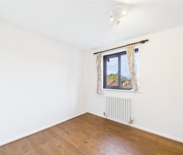 3 bedroom detached house to rent - Photo 3