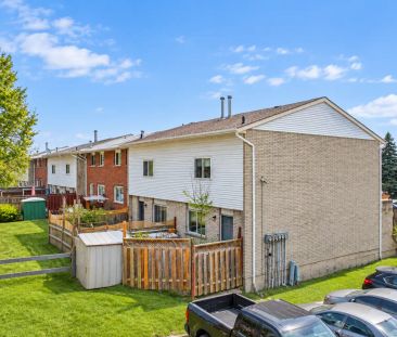 Stoneglen Townhouses — 3 Bedroom Townhouse - Photo 3