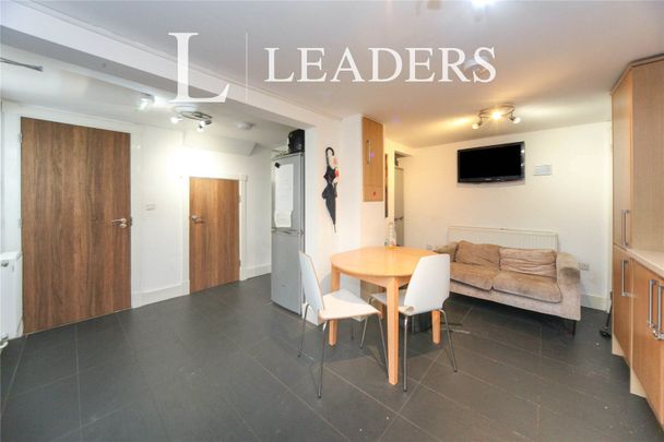 1 bedroom property to rent Fermor Crescent, Luton, Bedfordshire, LU2 - Photo 1