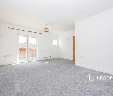 Henderson Avenue, Guildford, GU2 - Photo 5