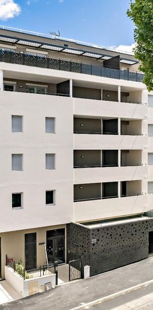 location Appartement A DE 94.79m² À MONTPELLIER CEDEX 2 - Photo 2