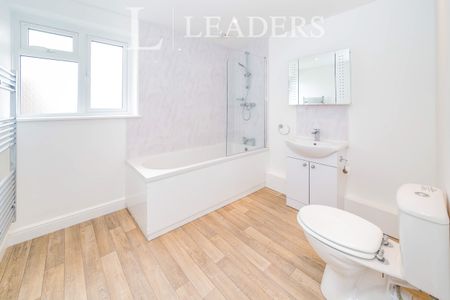 2 bedroom apartment to rent Ashorne House, Lewes Road, Forest Row, RH18 - Photo 2