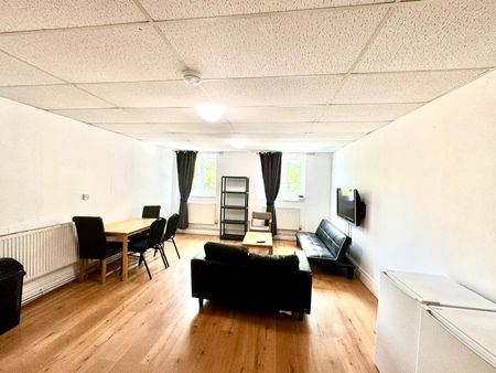 Kember Street, Islington, London, N1 - Photo 2