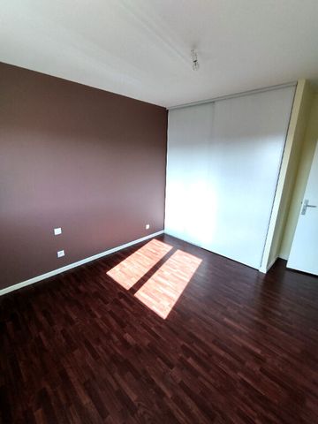 Location appartement 4 pièces, 89.36m², L'Isle-Jourdain - Photo 3