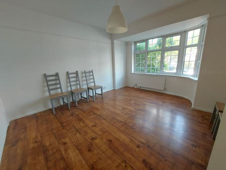 5 bedroom terraced house to rent - Photo 2