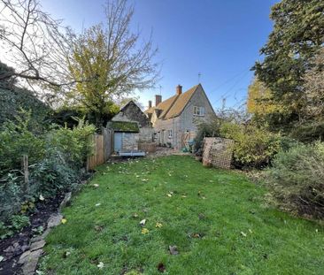 2 bedroom semi-detached house to rent - Photo 4