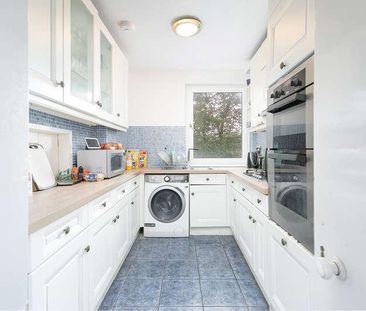 Langford Green, Camberwell, London, SE5 - Photo 6