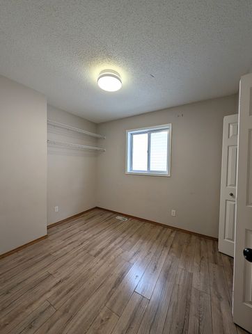 7241 Laguna Way NE, Calgary - Photo 5