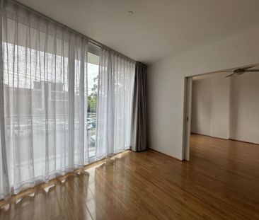 Spacious One Bedroom Unit Located in Prime Position - Photo 2