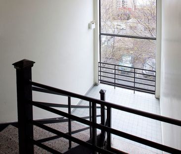 265 Rue Riverside, Longueuil, QC - Photo 1