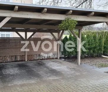 2+1 Zlín - Kostelec, parkovací stání, velká zahrada, pergola - Photo 2