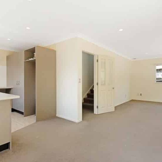 Wonderfully located with free electricity and broadband - Photo 1