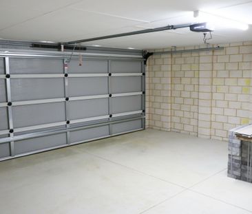 Brand New Four Bedroom Dual Living Property - Photo 3