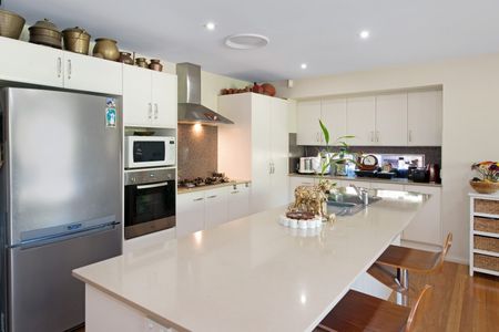 21A Nicholson Avenue, Thornleigh NSW 2120 - House For Rent | Domain - Photo 2