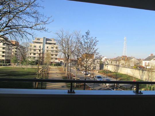 Location Appartement 2 Pièces 41 m² - Photo 1