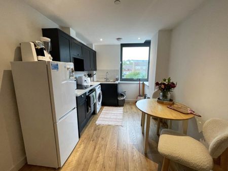 1 bedroom flat to rent - Photo 3