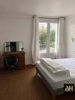 SIAM TRIANGLE D'OR - T4 DE CHARME MEUBLE - DERNIER ETAGE - Photo 1