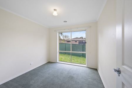 1 Pennyweight Place, Canadian Vic 3350 - Photo 5