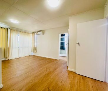 PAPAKURA, 4 BEDROOMS - Photo 6