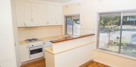 Spacious & Secure Inner-City Living - Photo 2