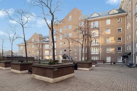 Hera Court, Homer Drive, London - Photo 4