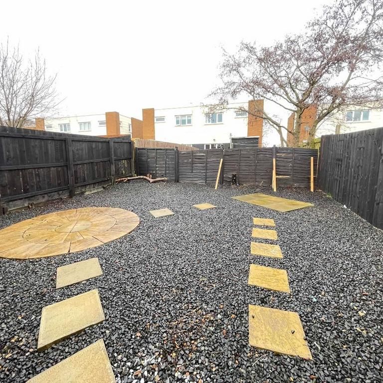 2 bedroom semi-detached house to rent - Photo 1