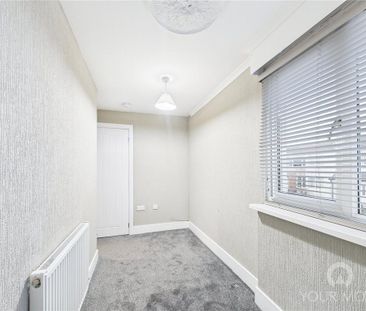 4 bedroom terraced house to rent - Photo 4