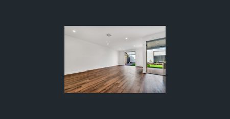 STUNNING 4 BED EXECUTIVE HOME !! - Photo 3