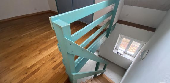 Location Maison 2 pièces 22m² CHATEAUROUX 36000 - Photo 2