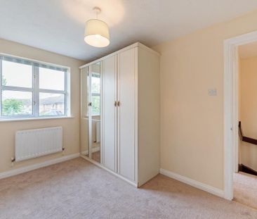 3 bedroom semi-detached house to rent - Photo 4