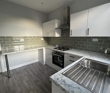 Carlton, Wood Lane, S71, Barnsley - Photo 1