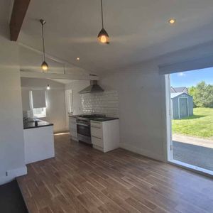 Character, space and convenience - Photo 2