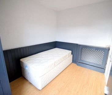 50 London Road, Belfast, BT6 8EY - Photo 4