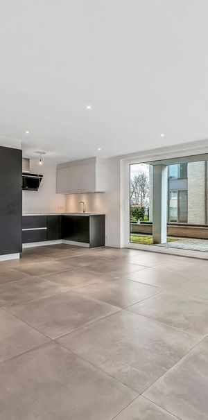 Appartement te huur in Putte voor € 995 met 2 slaapkamers - Photo 1