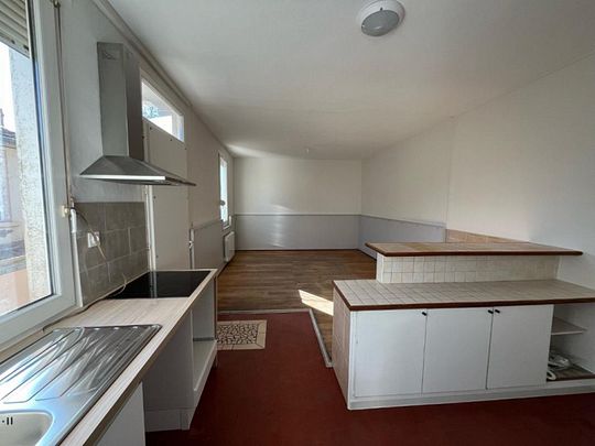 A LOUER - APPARTEMENT T2 - ROANNE - Photo 1