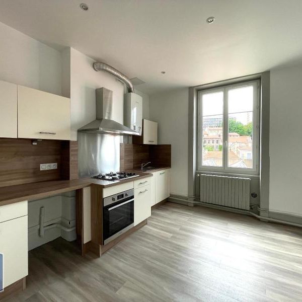 Location Appartement 2 pièces 68m² ST ETIENNE 42000 - Photo 1