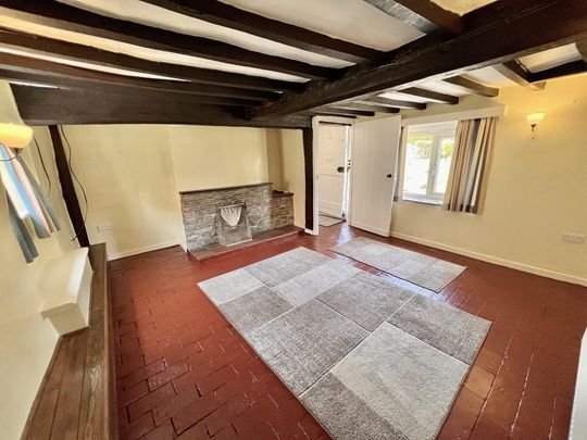 2 bedroom cottage to rent - Photo 1