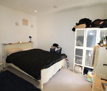 Oak End Way, Gerrards Cross - Photo 4