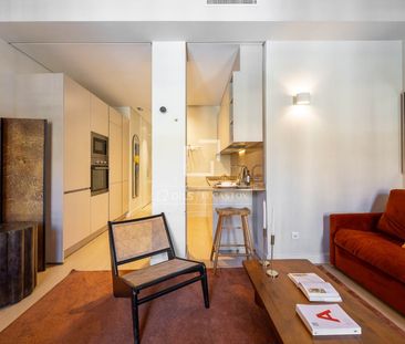 Excellent 2 Bedroom apartment for rent in Malasaña, Madrid - Photo 4
