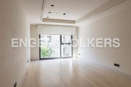 Alquiler de piso en Almagro - Photo 4