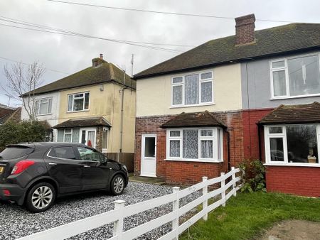 2 bedroom semi-detached house to rent - Photo 4