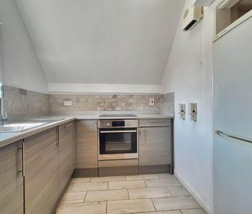 2 bedroom apartment to rent - Photo 6