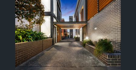 Stylish Apartment! - Photo 2