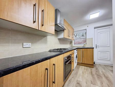 2 bedroom terraced house to rent - Photo 5