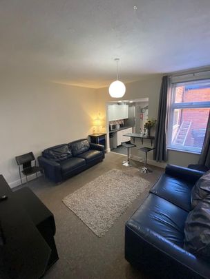 34 Oxford Street - Golden Stable & TV's in bedrooms & Great SpecLoughborough - Photo 1