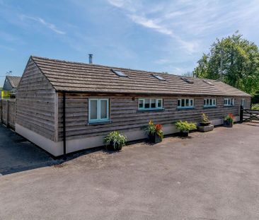 1 bedroom barn conversion to rent - Photo 3